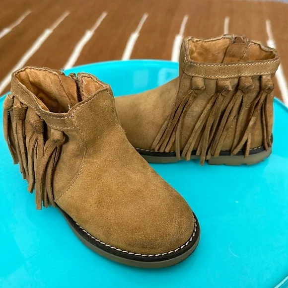 Cute Zara Fringe Boots - Picture 1 of 7